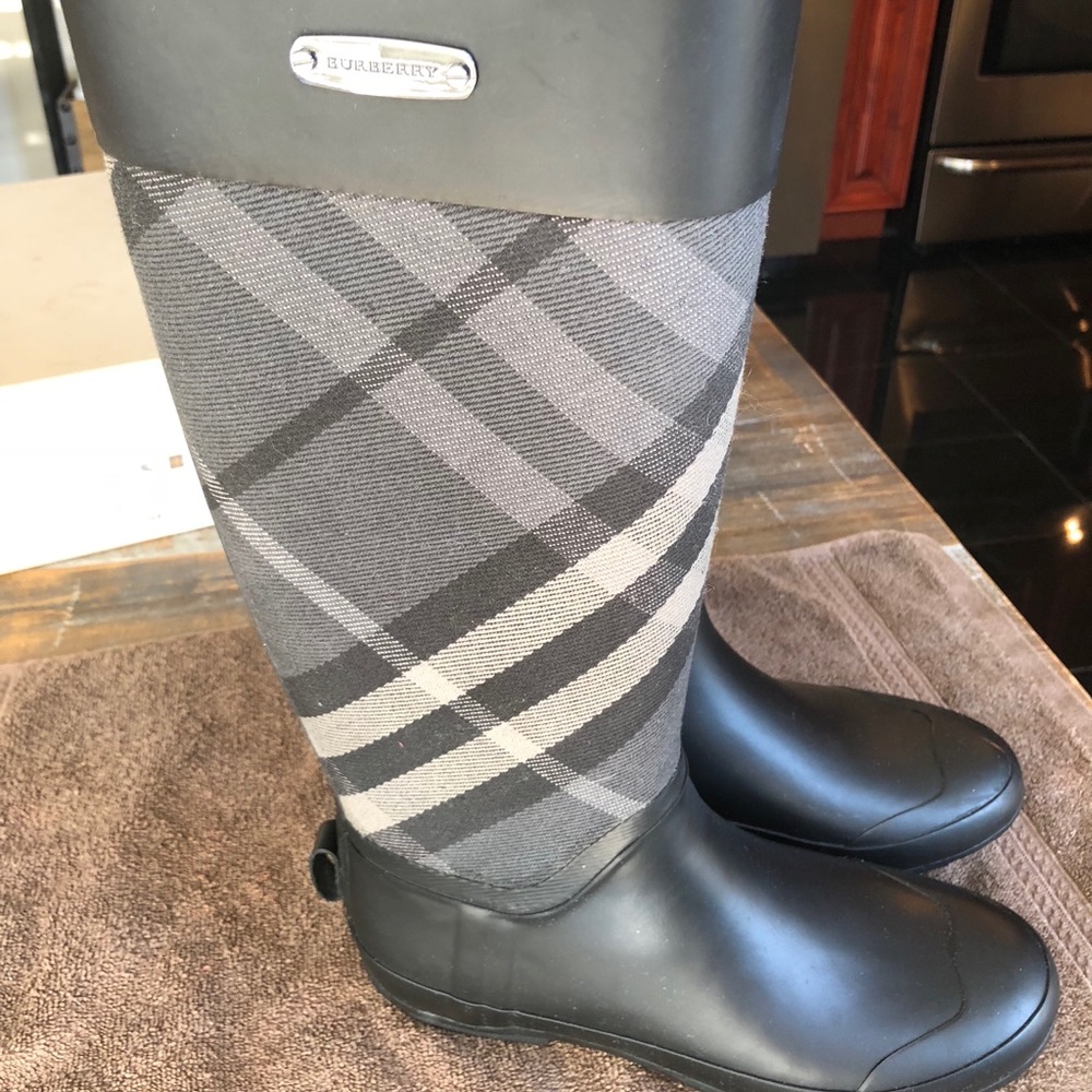 Burberry rain boots